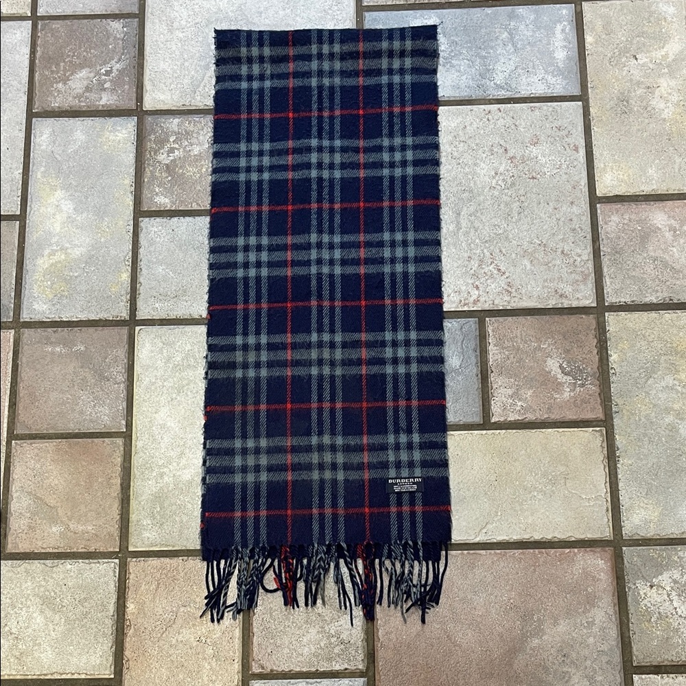 Burberry Lambs Wool Scarf. Blue